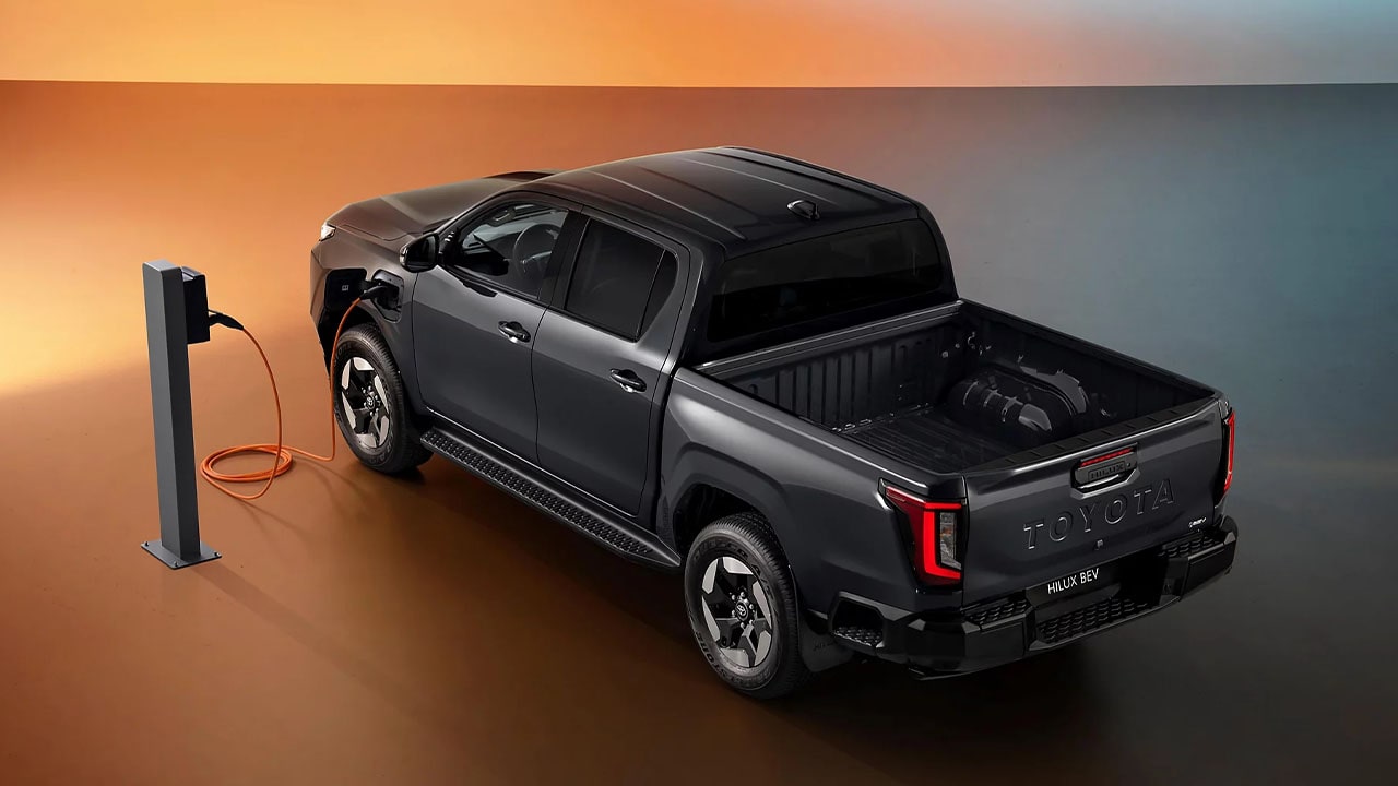 Električni priklop Toyota Hilux 2025 – AC Fri-Mobil Celje