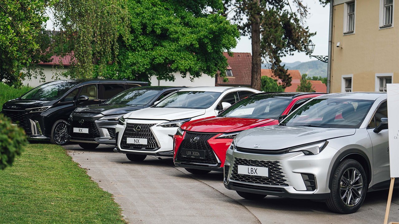 lexus-modeli-avtocenter-fri-mobil